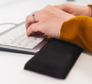 Trapezium Ergo Wrist Rest Standard-Ergonomische extra's-BAKKER ELKHUIZEN-Buro International