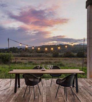 Edgard dining chair
