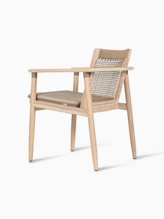 Vincent Sheppard David eetstoel in aged teak met kussen, schuin aanzicht