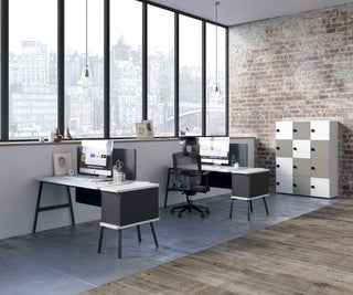 Sfeerbeeld van een Buronomic Locker Eko kast in wit en Argile in een loft met grote ramen